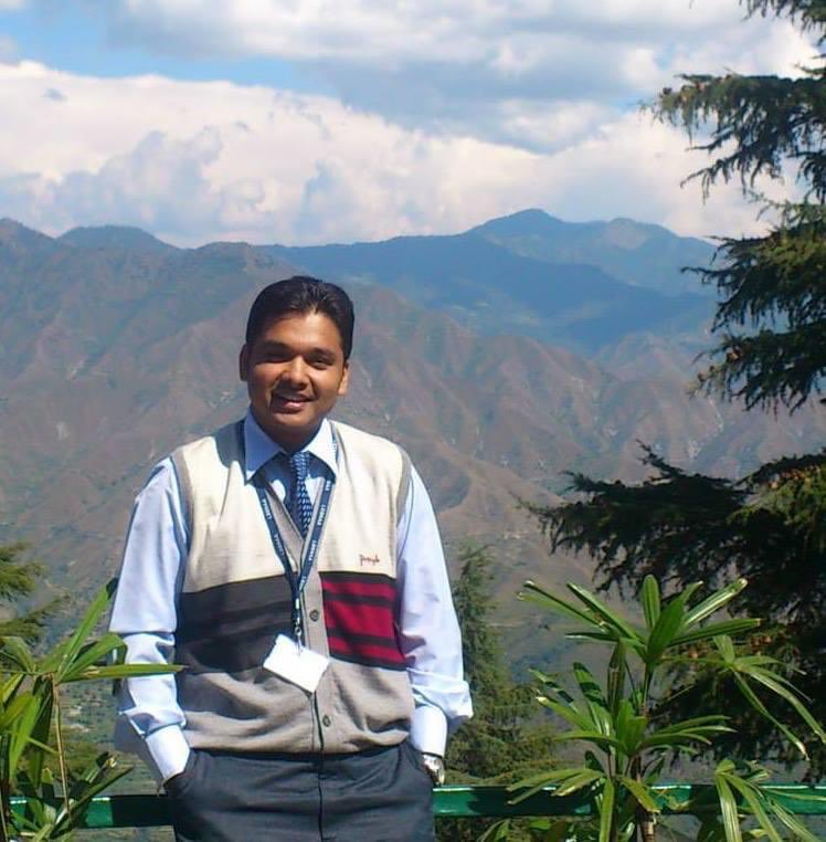 dr_piyushsingla's tweet photo. 8 years at IAS !! Cherished every moment of this journey till now. Feel like yesterday.
रहो धर्म में धीर
रहो कर्म में वीर
रखो उन्नत शिर
डरो न !
#IAS #87FC #LBSNAA https://t.co/VpfzN09TwM