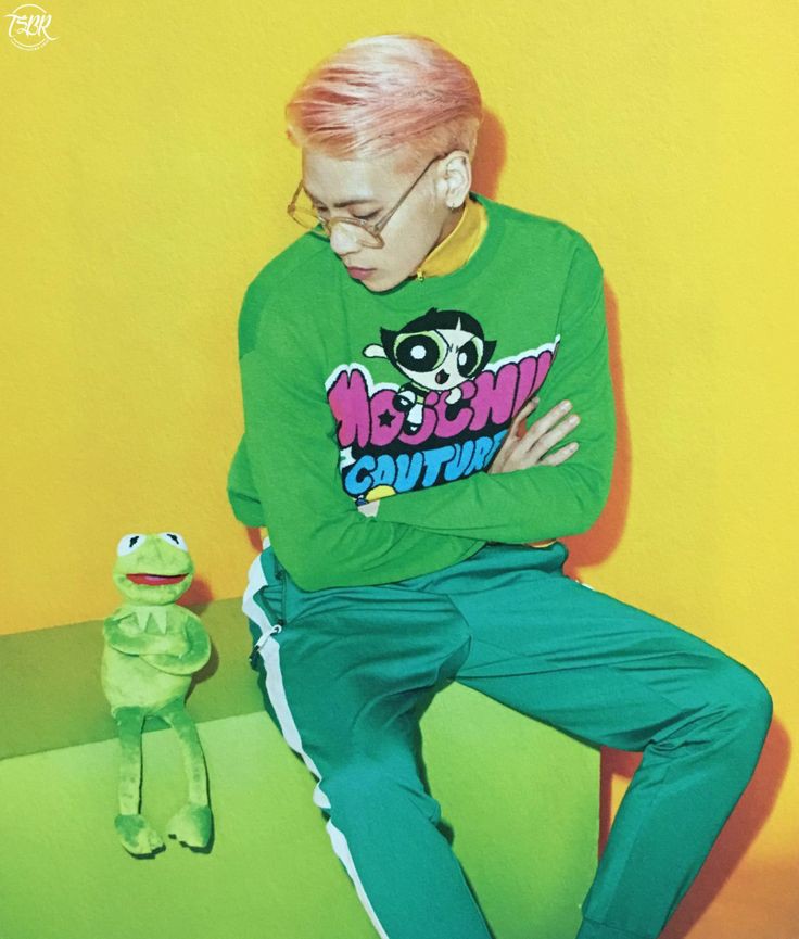beresernas's tweet photo. No les pasa que respiran y....
Jonghyun funny 
Jonghyun pretty 
Jonghyun fantastic 
Jonghyun baby 
Jonghyun moon https://t.co/N8Chjqwjmo