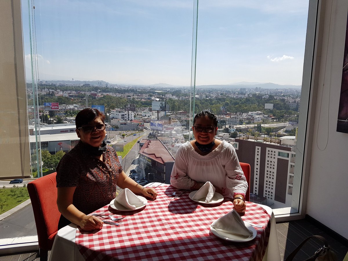 gabycabrera82's tweet photo. Súper bendecida y festejada, desde bien temprano!!!! GRACIAS Dios!!! Gracias vida!!! #3Septiembre #38BienVividosyBebidos 🙀😼 #Poderoso2021 #Covid_19 #Covirthday https://t.co/WT3PbywyVA