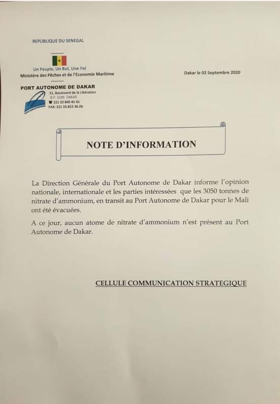 MadembAS's tweet photo. Donc les 3050 tonnes d'amoniac ont été évacuées. La question simple : où? Quant à l'atome d' #amoniac je me demande avec quel appareil appareil pour certifer qi'il n'en reste plus au port de #Dakar 😂 #kebetu #Senegal #Covid_19 #Beyrouthexplosion #Mali #transparence https://t.co/oc1alPXESV
