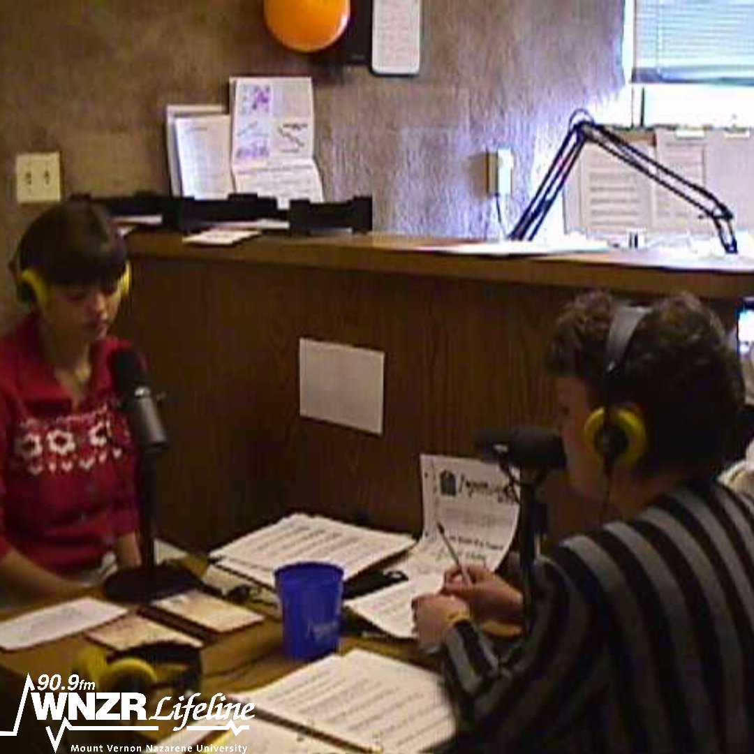 WNZR_FM's tweet photo. We went into the archives to find this picture. It's a #ThrowbackThursday look at the WNZR studio during Lifeline 1999!
#Lifeline #ThrowbackThursday #TestifyToLove #Memories https://t.co/kKokOZbUzz