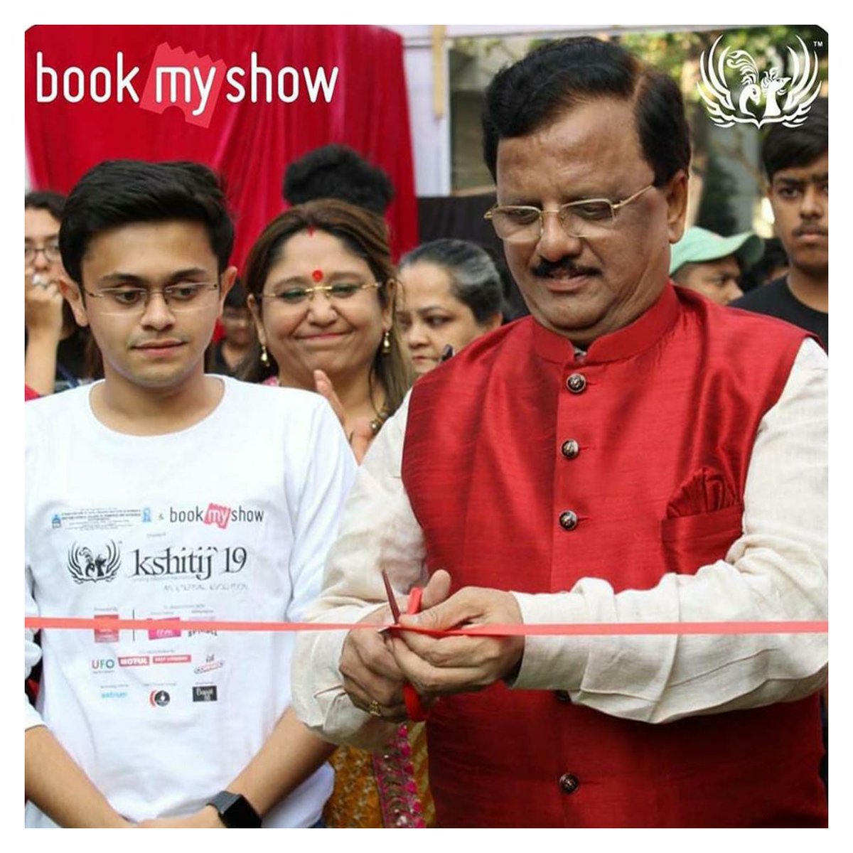 Mithibaikshitij's tweet photo. We are deeply saddened by the sudden and untimely demise of our beloved principal, Dr. Rajpal Shripat Hande Sir. Our prayers and deepest sympathy lie with his near and dear ones.
May his soul rest in peace.🙏 https://t.co/wgUeI7ySDG