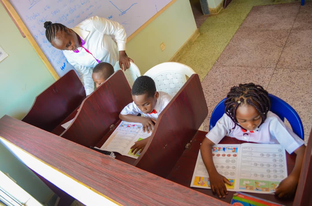 Firstclasspeop1's tweet image. One child at a time #Acceleratedchristianeducation #accelerationchristiancurrriculum #individualizedcurriculum #schooloftomorrow #ace