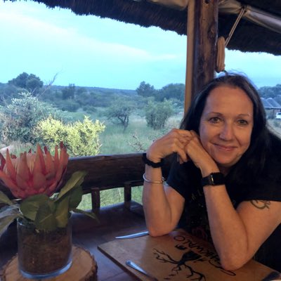 RideonWriteon's tweet image. #NewProfilePic