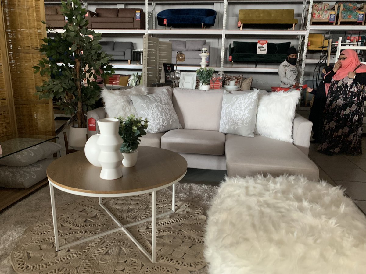 Ndiks17's tweet photo. Shopping around for our apartments. Our spaces needs to be of comfort and welcoming @PStokvel @oGatsheni17 https://t.co/3n4iBb51qR