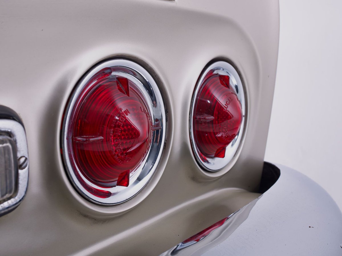 AlvisCarCompany's tweet photo. Traditional chrome work on our Continuation Series 3 Litre Graber.
#Alvis #AlvisCars #Supercar #ClassicCars #HistoricCars #VintageCars # LuxuryCars #Alvis100 #craftsmanship #coachbuilders #continuationseries #UKmfg #BritishHeritage #MadeinBritain #Graber https://t.co/42haJap6zf