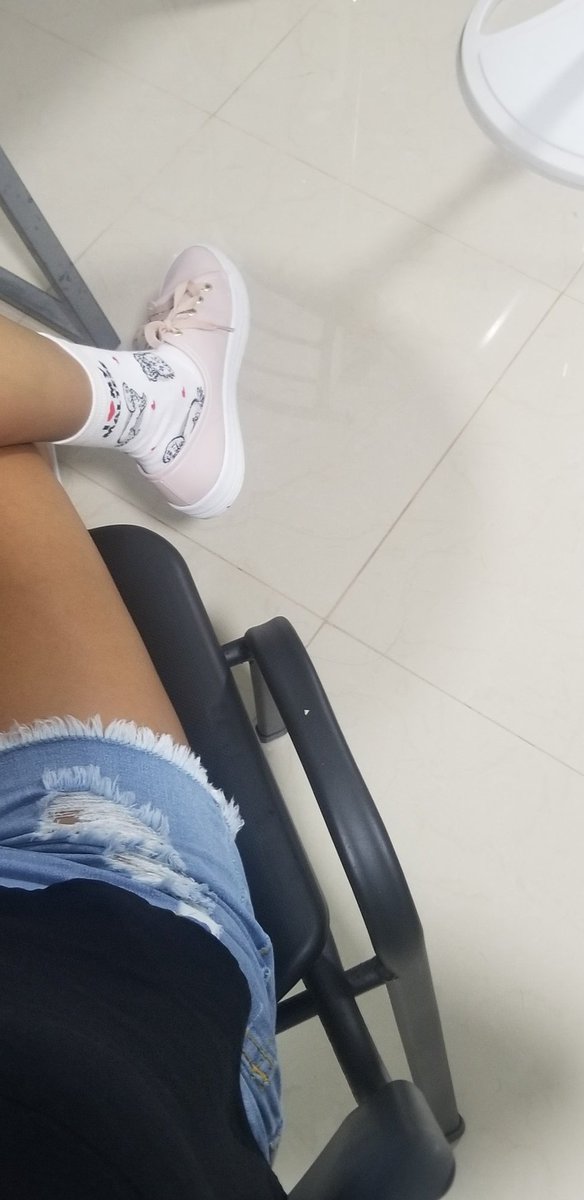 RiversGisela's tweet photo. #VideoLlama #auditoria Nomas no podan que me ponga de pie 🤣🤦♀️😅
Calceta de la suerte 🤪 https://t.co/X94VpMXoJM