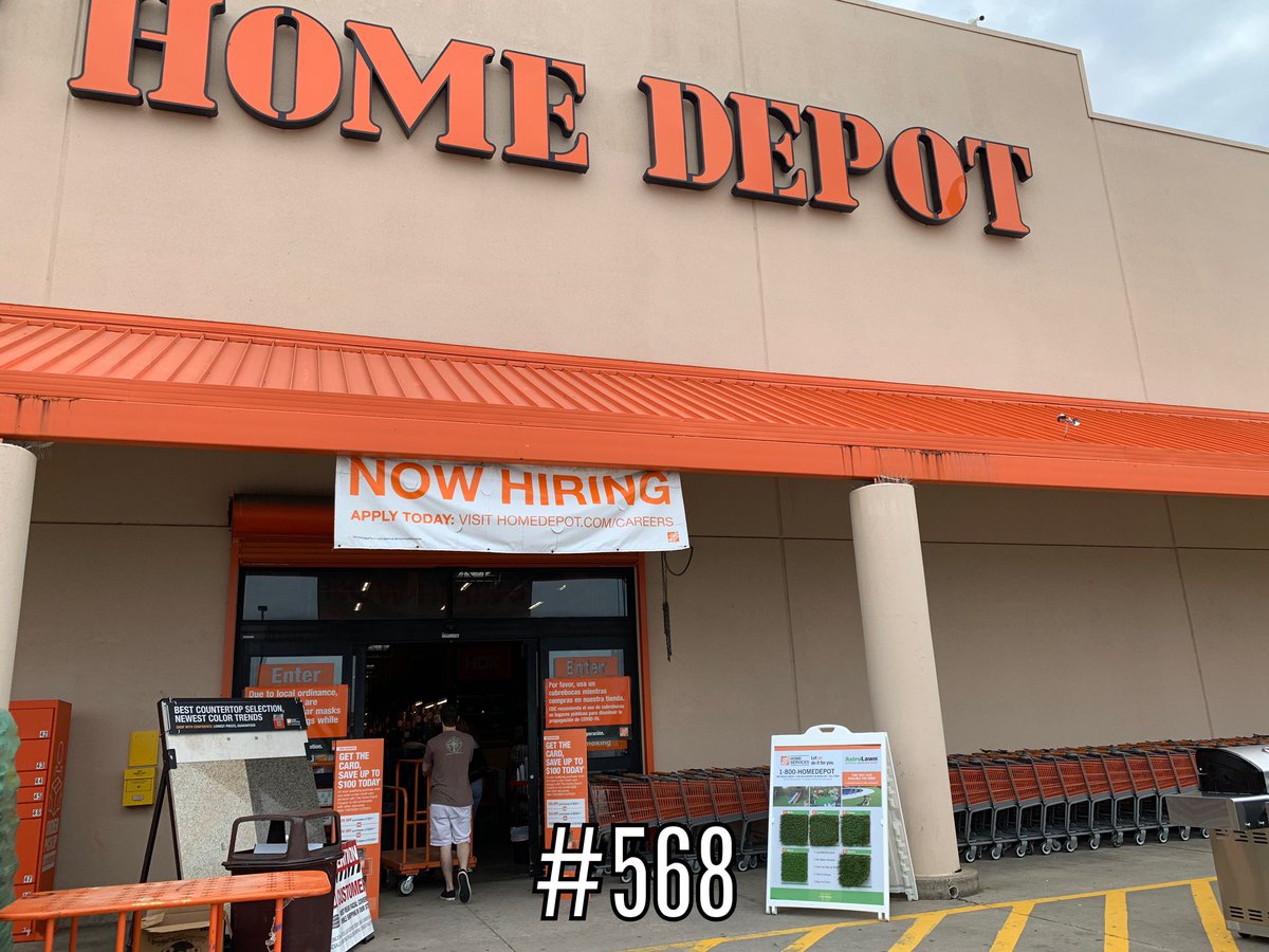 GroverAstroLawn's tweet image. @astrolawn is now live in @HomeDepot #568 please see a flooring specialist today to set up a free consolation. #astrolawn #homedepot #homedepot568 #houston #springtx