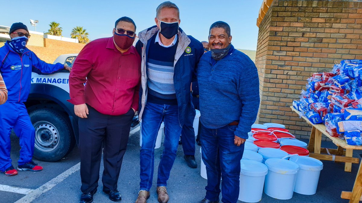 PeterHelfrich2's tweet photo. I joined Alderman JP Smith and Councillor Victor Isaacs today in @CityofCT Macassar to donate much-needed soup to various community soup kitchens in this community.
Thank you for making this possible colleagues.
#CityOfCapeTown #MakingProgressPossibleTogether https://t.co/y8W6td3Rxr