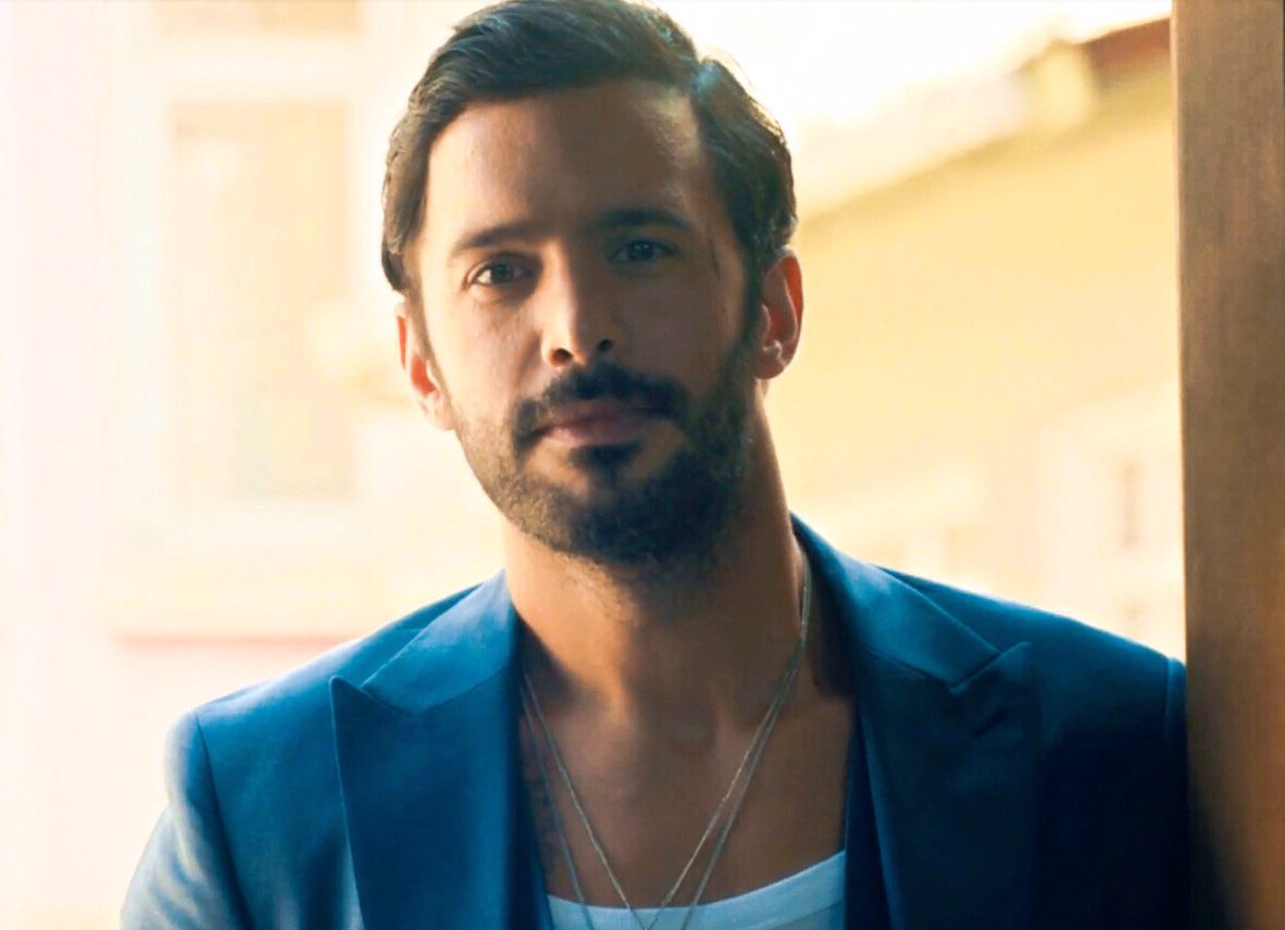 BAFC__'s tweet photo. 💥

#BarışArduç • #çukur https://t.co/ydIpx39hBR