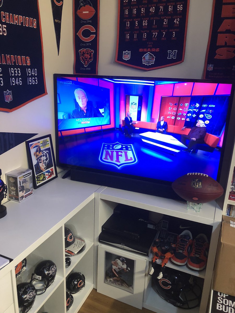 clairedabear85's tweet photo. Oh how my heart sings. Thanks to @SkySportsNFL having a whole channel dedicated to the sport I love. Having @Jeff_Reinebold @neilreynoldsnfl @85WORLDCHAMPS & Rob Ryan all talking #NFL 2020 just got a little bit better #NFL32Live 5 hours non stop football π #BringItOn https://t.co/BnTpra1LYm