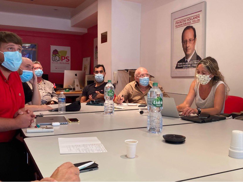 ps_var's tweet photo. Premier Conseil Fédéral de la rentrée 👨🏻🎓
Beaucoup de camarades présents en visio et à la Fédération pour parler de notre calendrier électoral
#CFPS
#PS83 https://t.co/pq9nRqJCNu