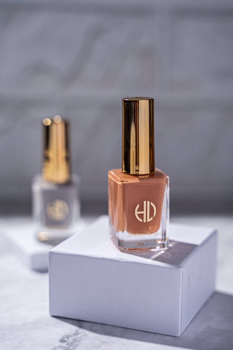 creative_proof's tweet photo. Feeling cute(icle), might delete later 😜We went for a nice polished finish in this beauty shoot for @haylondonuk 💋What do you think? Did we nail it? 💅🏻
#futureproofcreative #haylondonuk #nailpolish #productphotography https://t.co/h1ZUKJapmU