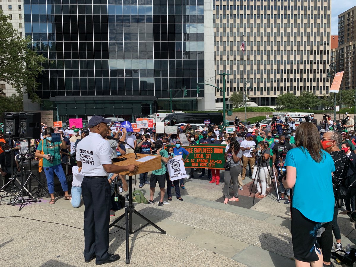 BKBoroHall's tweet photo. I’m here today because I had a mother who spent more than 30 years in the union. They provided our family with our essential needs. We must ensure all our city’s #essentialworkers get all their essential needs. I stand with @DistCouncil37 and all of my #NOTExpendableWorkers. https://t.co/mJ63kGZ4SD