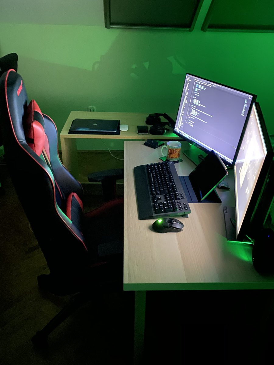 aomgamedev's tweet photo. Autumn is coming - already feels like a good cup of tea!☕️ Especially in my good old "Lion King mug" , which is kept from my childhood. 

#gamedev #gamedeveloper #gamedesign #stategy #madewithunity #gaming #indiegames #indiegame #IndieGameDev #indiedev #ninjasvsskeletons https://t.co/a6nI1QjXkU