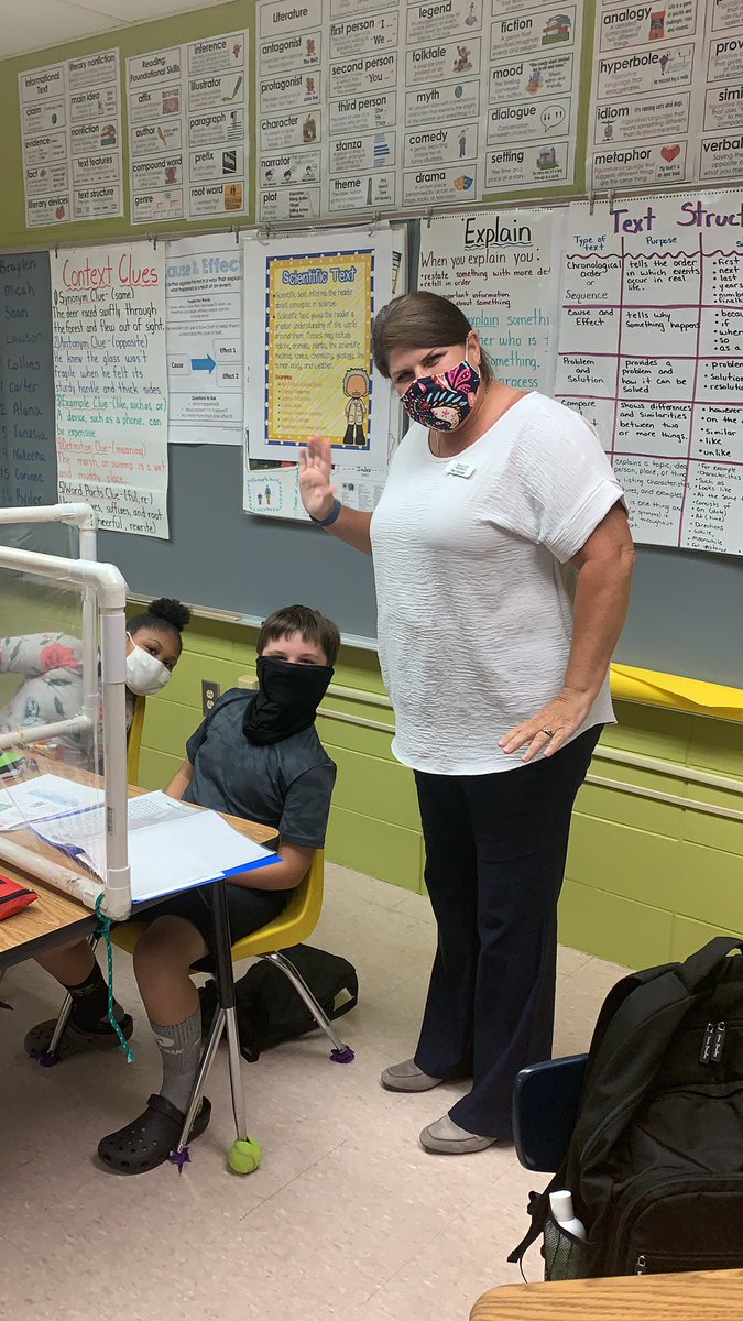 EuporaES's tweet photo. Thanks to Mrs. Dee from Bailey Group for working with us today!! #mathguru https://t.co/lEJAR9PeOT