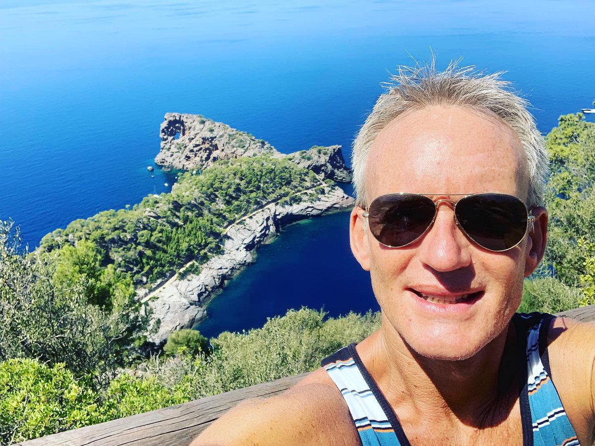 davidgausa's tweet photo. FIN DE MIS VACACIONES! Y he querido cerrarlas con fotos de la isla de #Mallorca ❤️🙌
END OF MY VACATION! And I have wanted to close them with photos from the island of #Majorca 😍🙌
View more at 👉https://t.co/feT3yW1jH7
#SaForadada #EsMalPas #BalearicIslands #MediterraneanSea https://t.co/VIcCRV9fI3