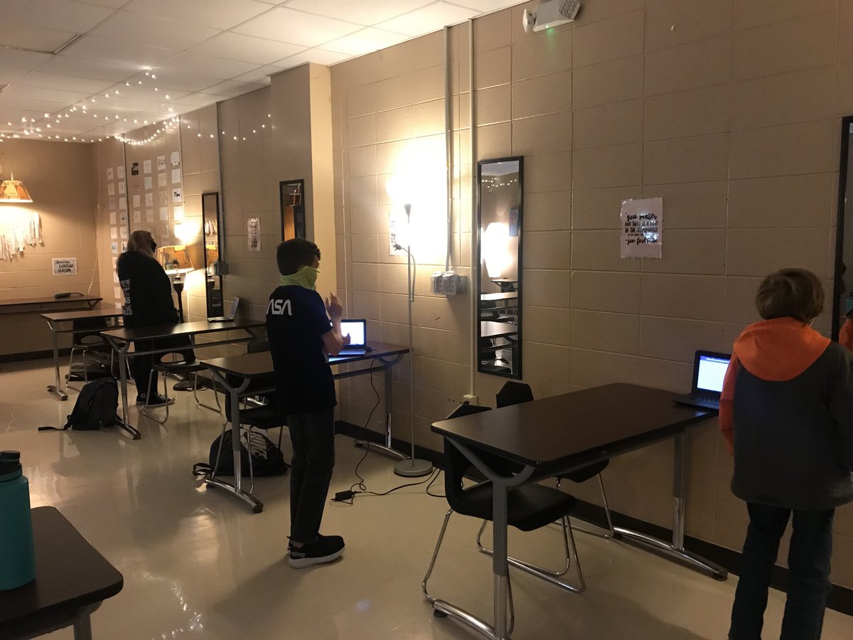 RepMoMiddle's tweet photo. Students is Mrs. Champion’s Public Speaking class practiced speeches while applying verbal and nonverbal communication. #repmoproud https://t.co/wo11KcVcRZ
