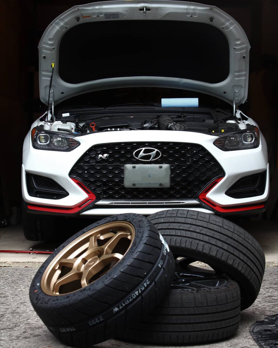 Hankook Tire USA tweet media