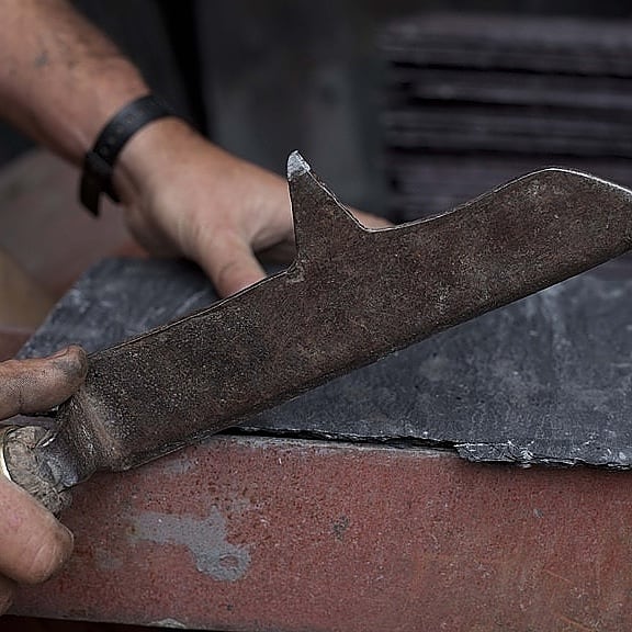 Each piece is cut by hand, using Eds Great Grandfathers Slating knife, which has been passed down the the generations of the Hammond Family.  #SLATED