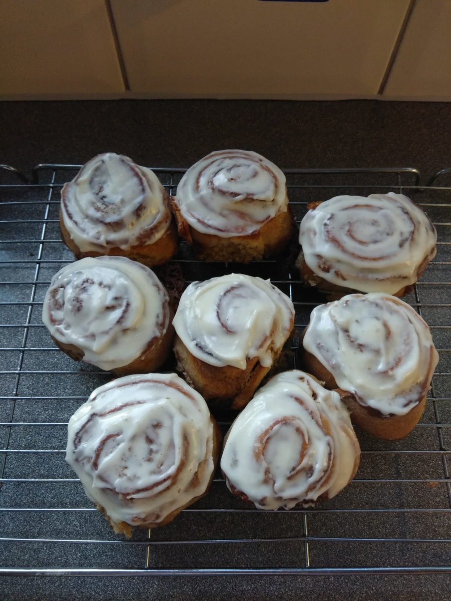 ElevateVibeUK's tweet photo. Cinnamon buns in tonight cook along! Keep you eyes peeled for our upcoming cookbook with all our tried and tested recipes! @VibeUKOrg https://t.co/cSbmAOsgn9