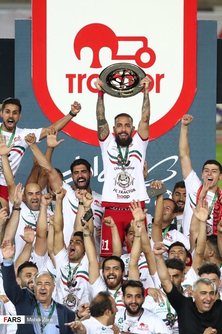 TractorOfficial's tweet photo. قهرمانلیق چوخ یاراشیر سنه #تیراختور..
Qehremanlıq çox yaraşır sene tractor. https://t.co/UY4hTpwKAw