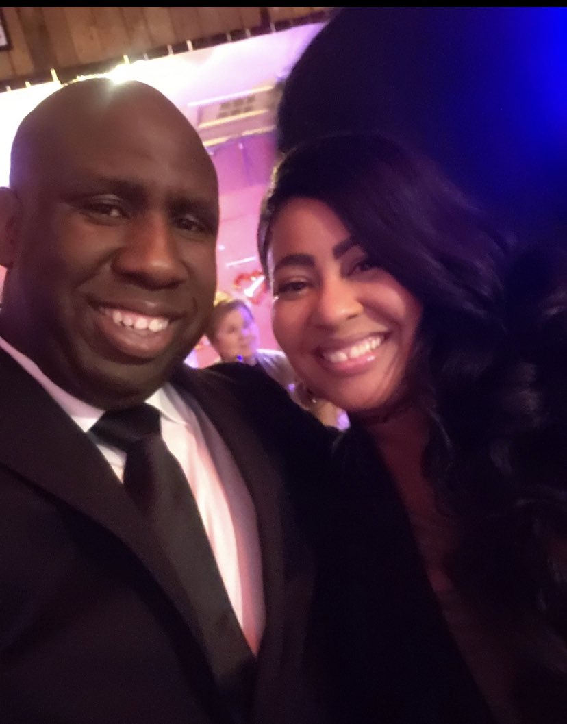 TrinaBMurphy's tweet photo. My favorite part of the night is snuggling with my boo... we in bed by 7 or 8 lol ...we getting old but I always wake up early ..❤️❤️❤️❤️    #ThisIsUs #themurphys #joy https://t.co/UOyWCDw2O6
