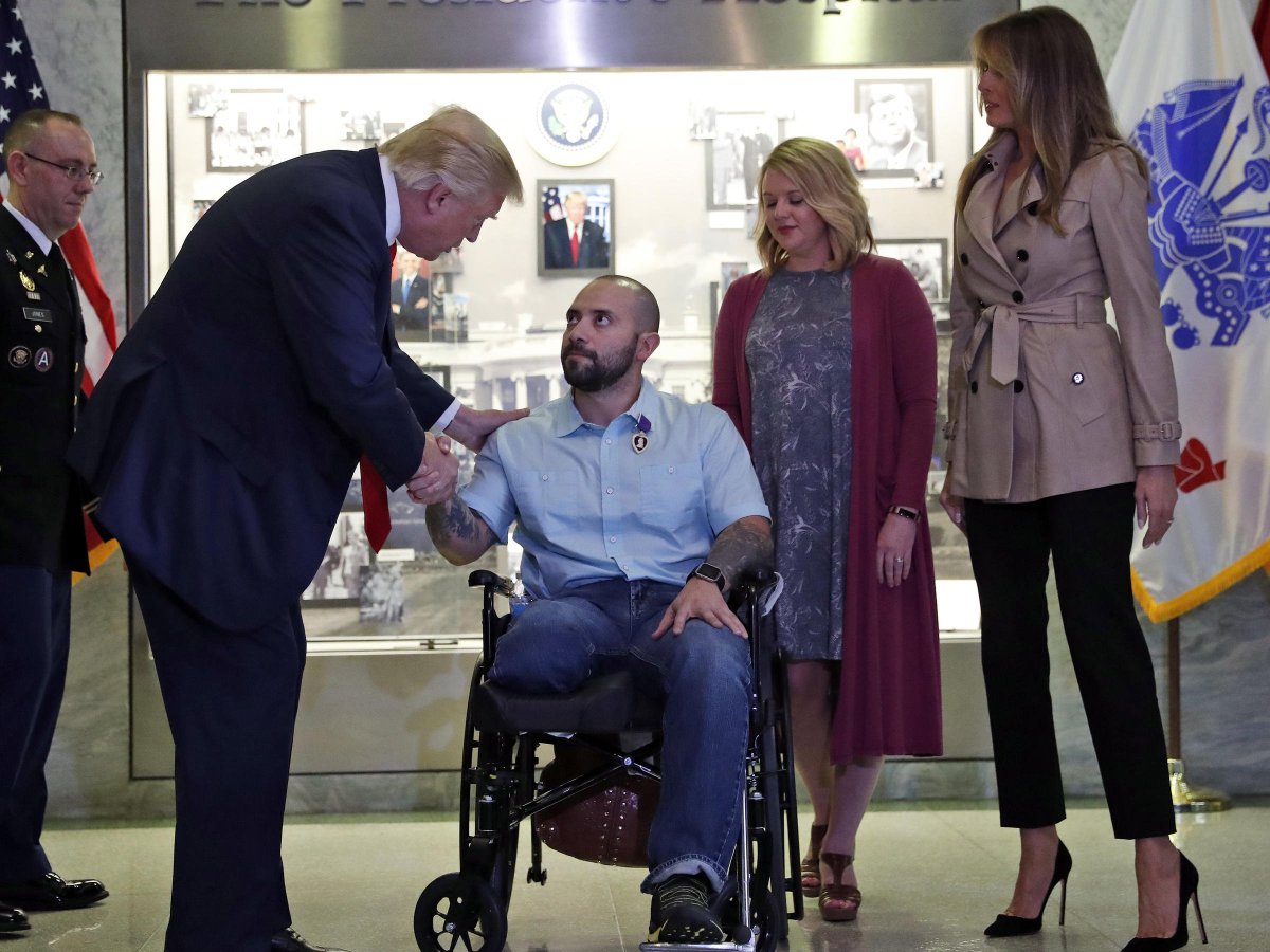 JackPosobiec's tweet photo. The media is trash https://t.co/lJiem9CW8e