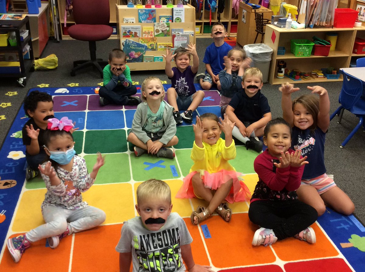 CrystalLHoffman's tweet photo. Manicures and Mustaches for Letter M week. It’s the little things that make them smile! @USD482Dighton @kim_borger  #ColorStreet #prek https://t.co/j17xTLGwJ4