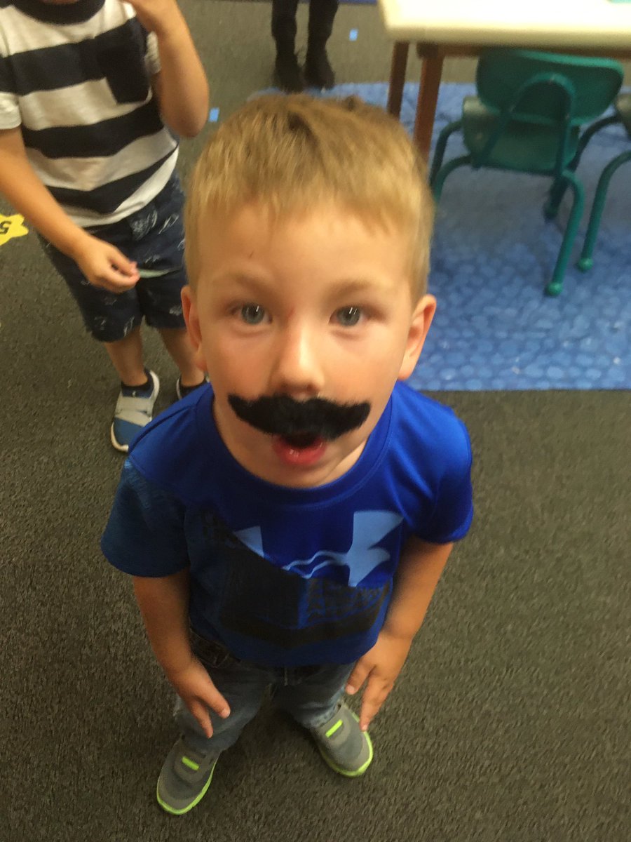 CrystalLHoffman's tweet photo. Manicures and Mustaches for Letter M week. It’s the little things that make them smile! @USD482Dighton @kim_borger  #ColorStreet #prek https://t.co/j17xTLGwJ4