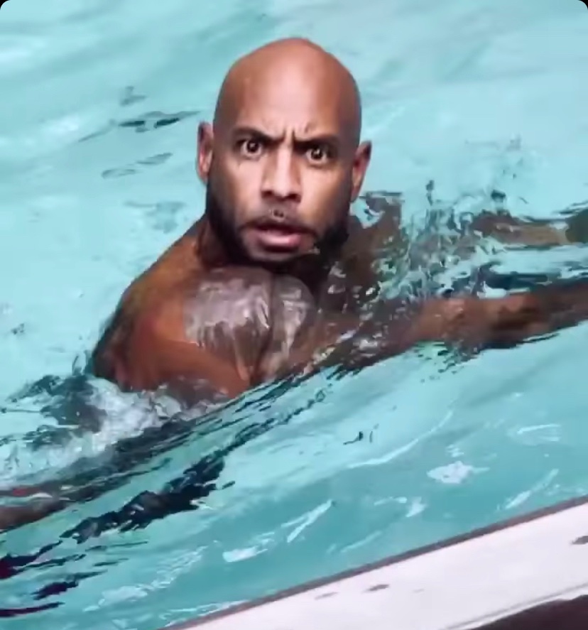 trapkingk2a's tweet photo. Booba après l’écoute de Deux Deux 
#kaaris 
Instagram : Trapkingk2a 🔥🔥🔥🔥 https://t.co/isHcAWCZoo
