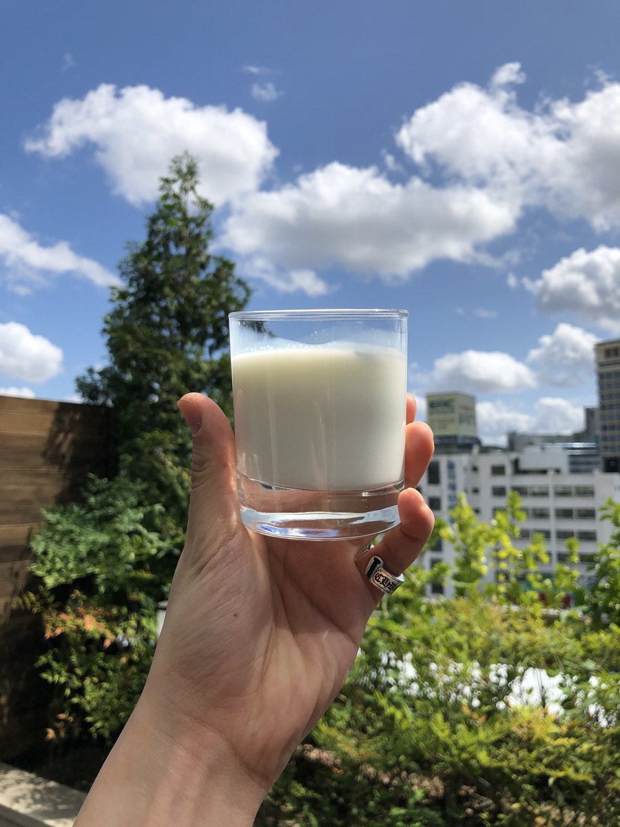borasiuD's tweet photo. 정국시💜 토끼시🐰
이 귀욤은 어느별에서 와쓰까
#JKtime #JKmilk
오늘도 모닝우유 잘 챙겨먹고
많이 웃고 많이 즐거운 하루가 되길 https://t.co/HVT89OfbaA