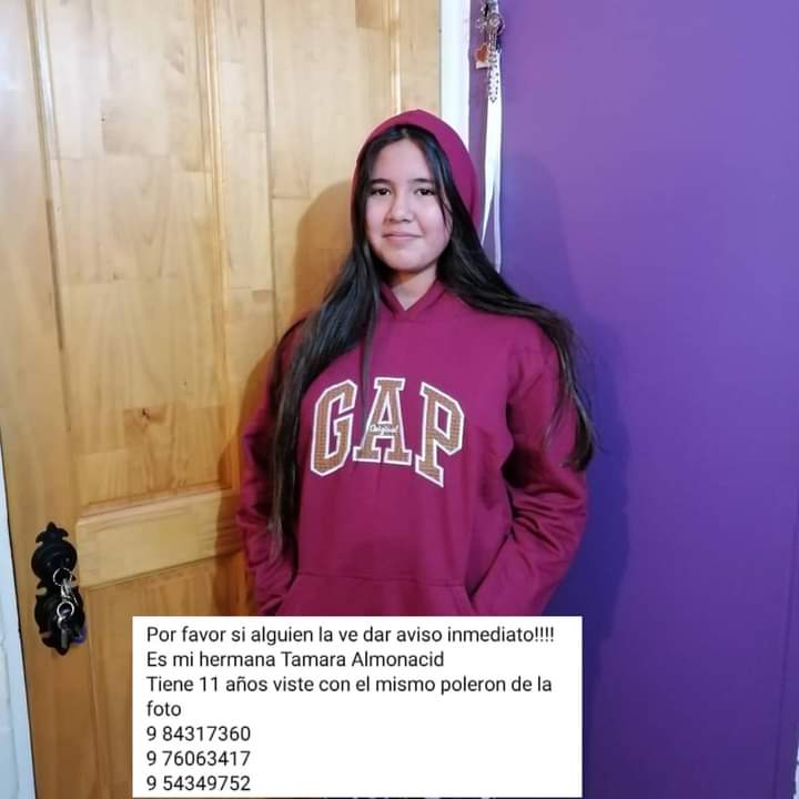 NoticiasValpoEx's tweet photo. #URGENTE 
#DIFUNDIR #MENOREXTRAVIADA #PLACILLA 

Menor extraviada en el sector de INVICA, su nombre es Tamara Almonacid de 11 años cualquier información 
Comunicarse con el 133 de Carabineros de Chile. https://t.co/b1Lr1wAlBb