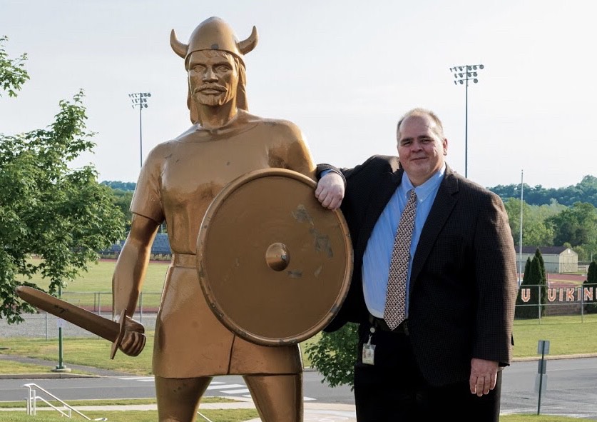 Perkiomen Valley athletic director Glanski grateful for 34 years with Vikings - papreplive.com/2020/09/03/per…