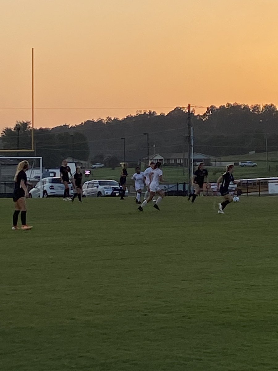 ECCALibrary's tweet photo. Lady Falcon soccer at sunset 👏🏻. So proud of how hard our girls played this evening!!! 🎉🎉🎉 @FultonHSArt @c_brown1212 https://t.co/LHy6trt4kN