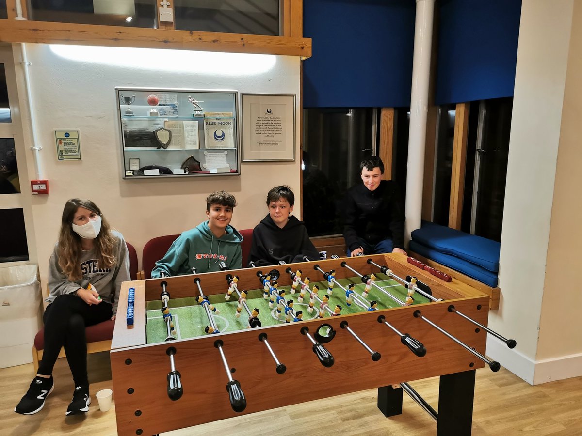 BartleFrereHse's tweet photo. First House Night! Quiz night, year group teams, with hot chocolate and snacks. https://t.co/8guMcI0mp3