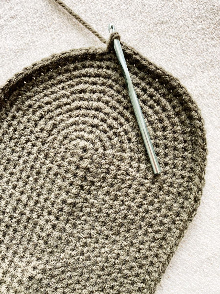 HUE + ME is only 7 days away and tomorrow we'll have a big announcement for you about this exciting launch! @TwoOfWandsKnits #HueAndMe September 10th, 2020
https://t.co/gejGgEoV1c https://t.co/nYXdG2Lnil