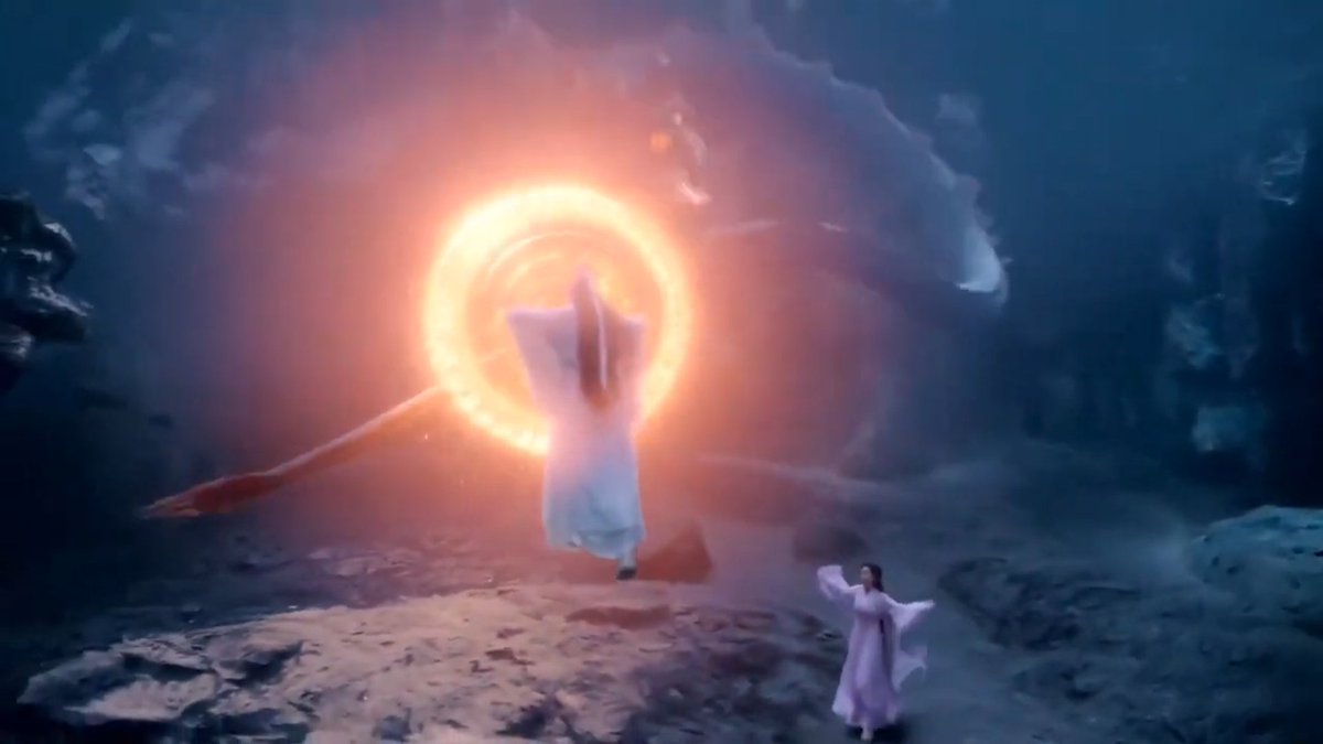 Sifeng entered Shaoyang sect secret realm to save his pet with Xuanji help. The dragon torch was on the watch. Xuanji came to his rescue but he got hurt. She then removed his mask (it's against Lize palace's rules, to check on his wound. #Episode1  #LoveAndRedemption