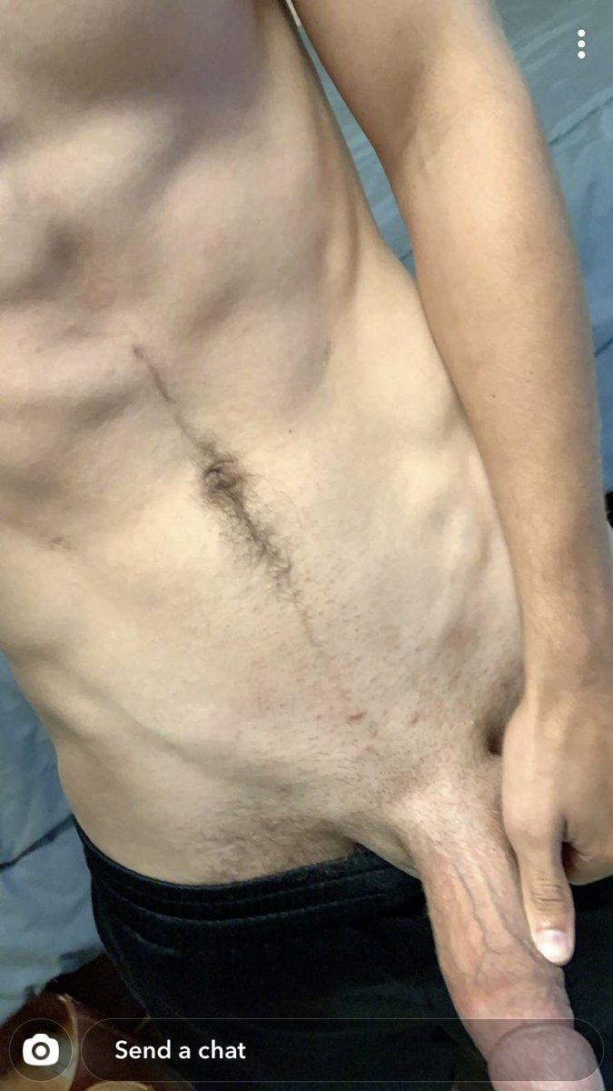 LavonJames115's tweet photo. So if I get dick pics I’m gonna rate you publicly..... really nice penis, (veiny)but I think you need to bleach the belly button. Looks like you got a lint factory in there. Do you get sheets of cloth from it? #bellybutton #dickpics #ratings #imajudge https://t.co/qzoN3Jjcic