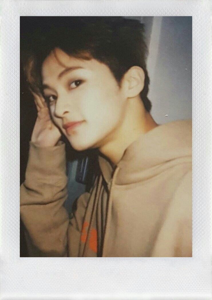 dailymarklee's tweet photo. #MARK #마크 #マーク #NCT127 #SuperM https://t.co/H8jsRp0SUU