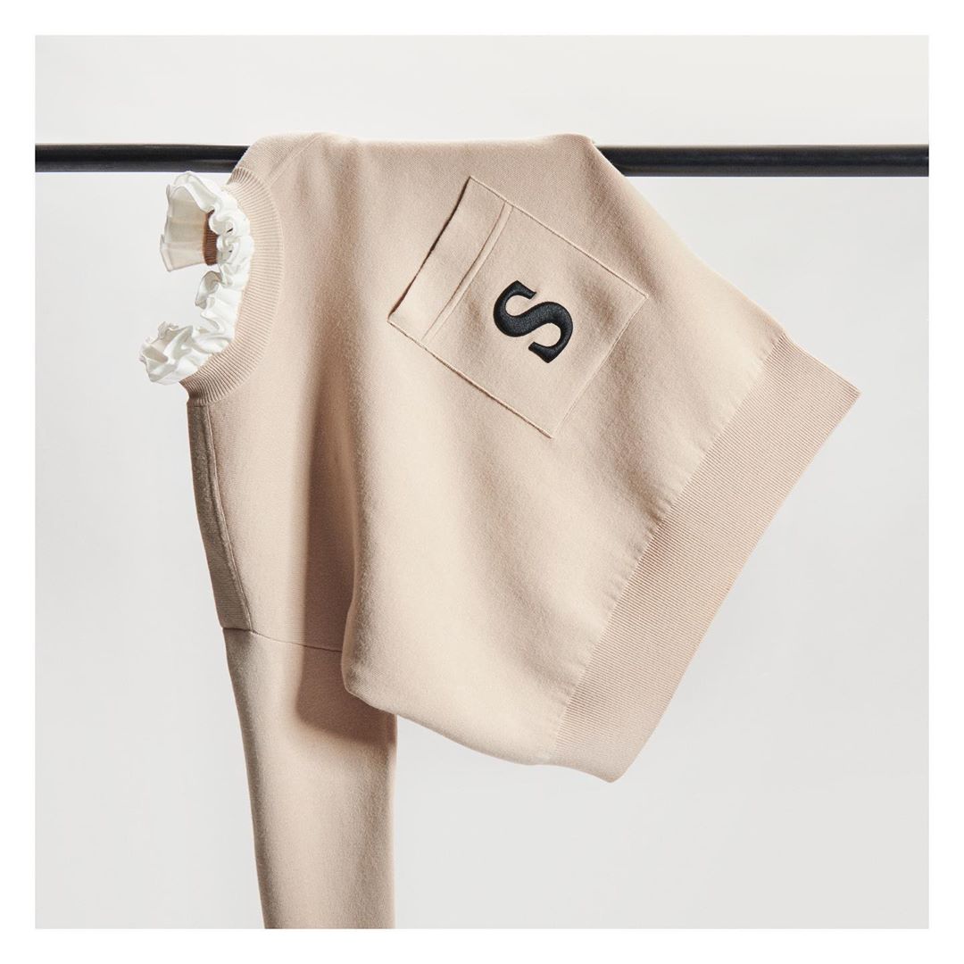 GroupRuyi's tweet photo. Hey, wanna play hide and seek? I will wait for you in this sweet fall to find me. #SandroParis #SandroFall #FW20 https://t.co/rVr10dYGuk