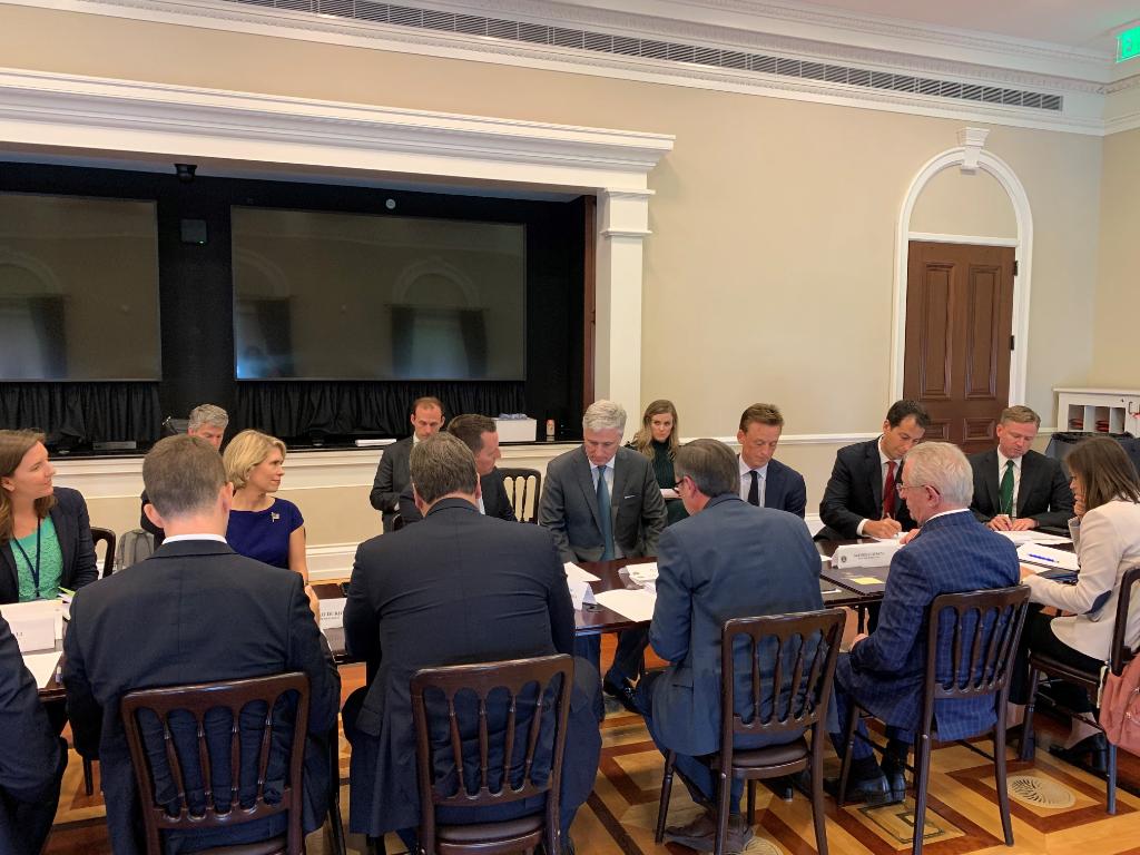 WHNSC45's tweet photo. “Very good round of discussions this afternoon with the leaders of #Serbia and #Kosovo. They made real progress today. Thanks to @DFCgov, @MCCgov, and @EximBankUS for joining. #EconomicNormalization means jobs for young people. Talks continue tomorrow!” – NSA Robert O’Brien https://t.co/7usHrh2w2N