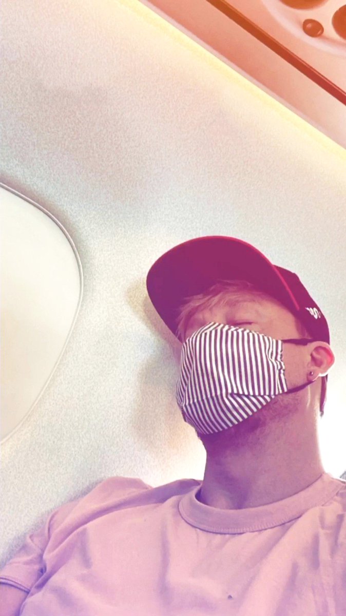 hapaahaber's tweet photo. I'm not tired.🤓
#mask #nap #makiaclothing #boacap https://t.co/oftm5hcjei