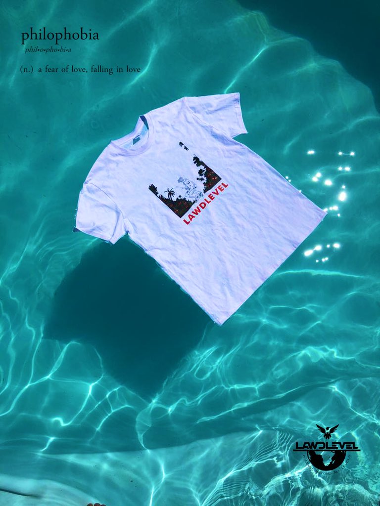 W_Lawdlevel's tweet photo. 💧Lawdlevel®️ Presents:
🖤The “Philophobia_Collection”💧
~phil-o-pho-bi-a~
(n.) a fear of love, falling in love.

Currently Only Available in Windhoek For N$ 200.00
@lawdlevel 
@RMavetera 
#Proudly🇳🇦
#A_Level_Beyond_All_Levels🌍 https://t.co/0FwKdH9Bk5