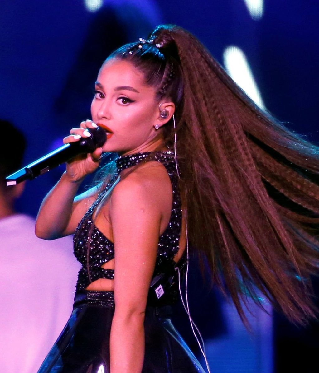 how much you wanna bet they’re hitting the exact same note