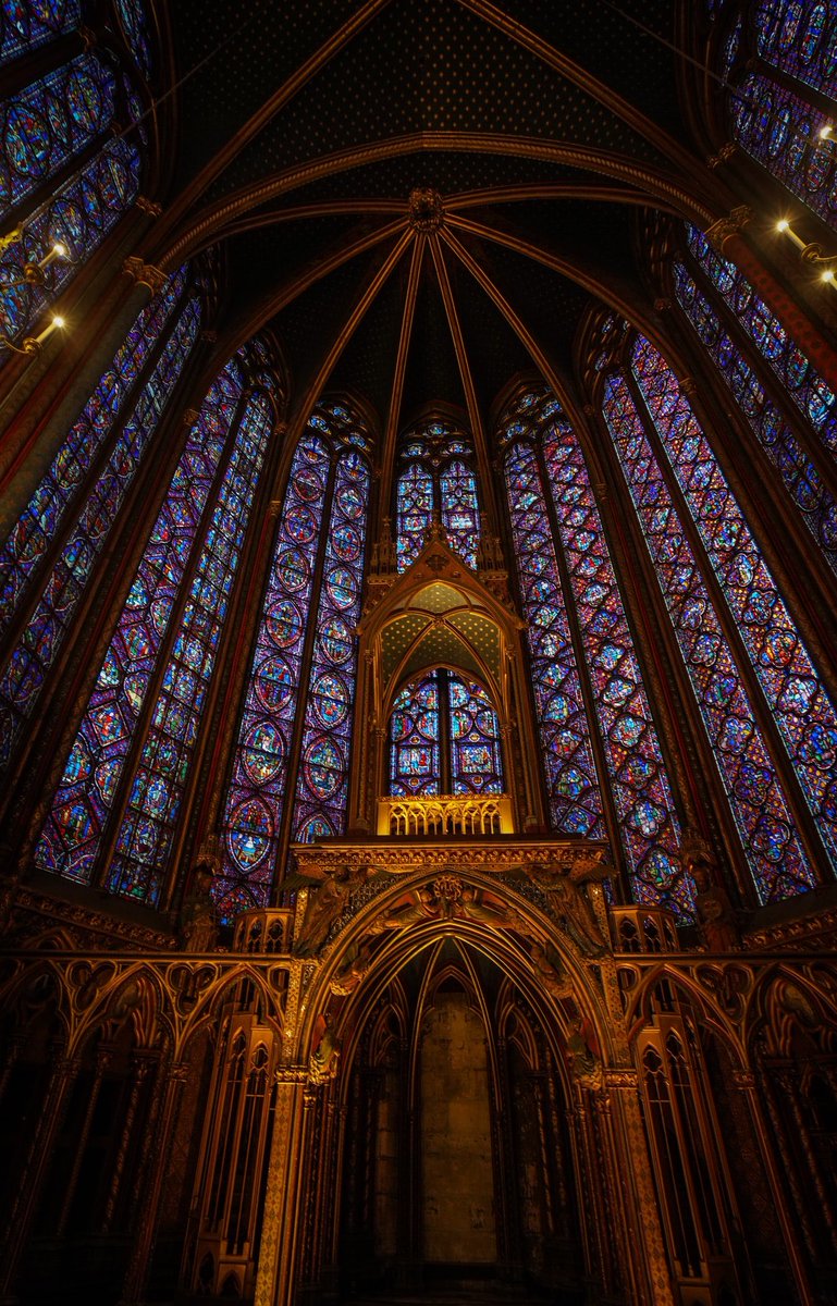 Claramore_'s tweet photo. Si el cielo existe, debe ser algo parecido a esto.

💒 Sainte Chapelle
📍Paris https://t.co/M6FR0rDbVR