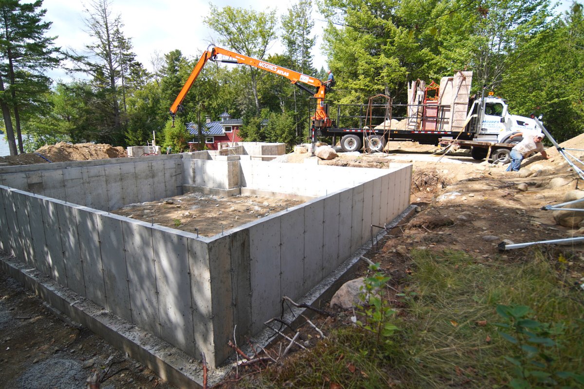 dreambuildersny's tweet photo. Great things starts with a solid foundation. 🏠 

#foundation #customhomes #dreambig #dreamhome #dreambuilders #plattsburgh #lakeplacid https://t.co/iXdsgeHKrS
