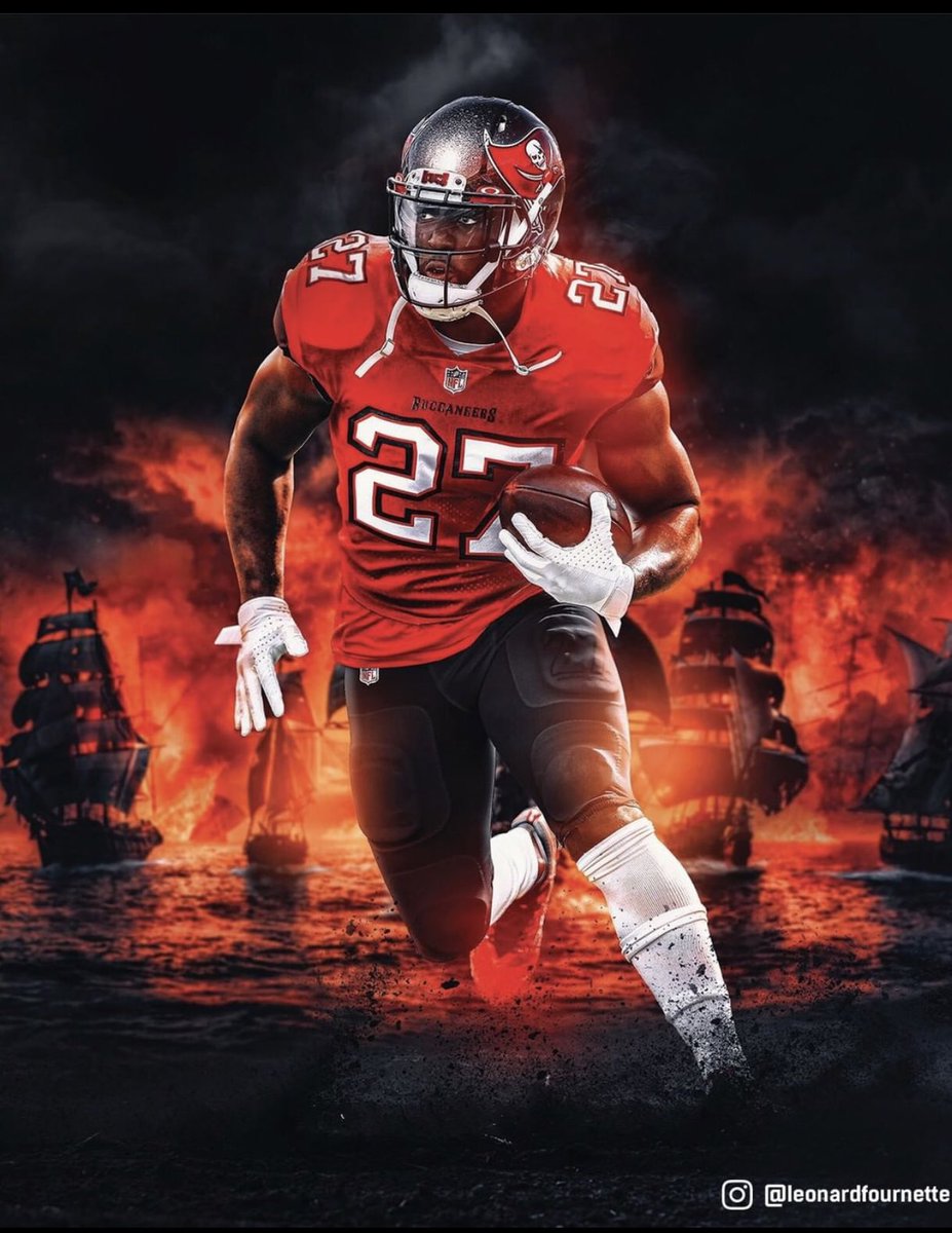 azell_moreland's tweet photo. He is in the Buccaneers Development Program and I am in the Manager Development Program. So many similarities. #mdplife2020 #2020MDPlife https://t.co/AmEOoTiTDz