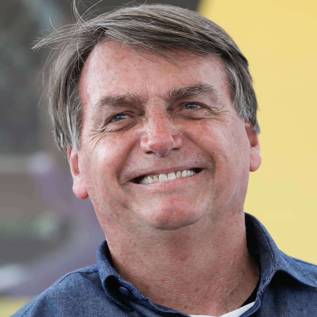 DileniFeliz's tweet photo. @thomasqrz Se o meu PR 🇧🇷  @jairbolsonaro está feliz com o Ministro da Justiça, então, também estou. #GoAndre @AmendoncaMJSP !!! https://t.co/YWsve1PzmF
