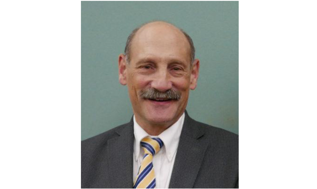 Bedford_Citizen's tweet photo. Thank you, Jon Sills, and best wishes for your new adventures. May they offer both satisfaction and time to enjoy your retirement      https://t.co/OP2PNc1EtB https://t.co/H3RPC88hfT